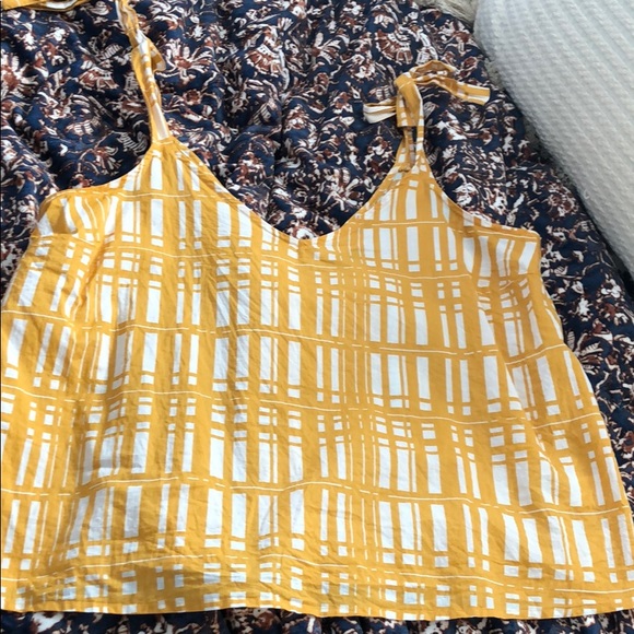 Tank - Picture 1 of 1